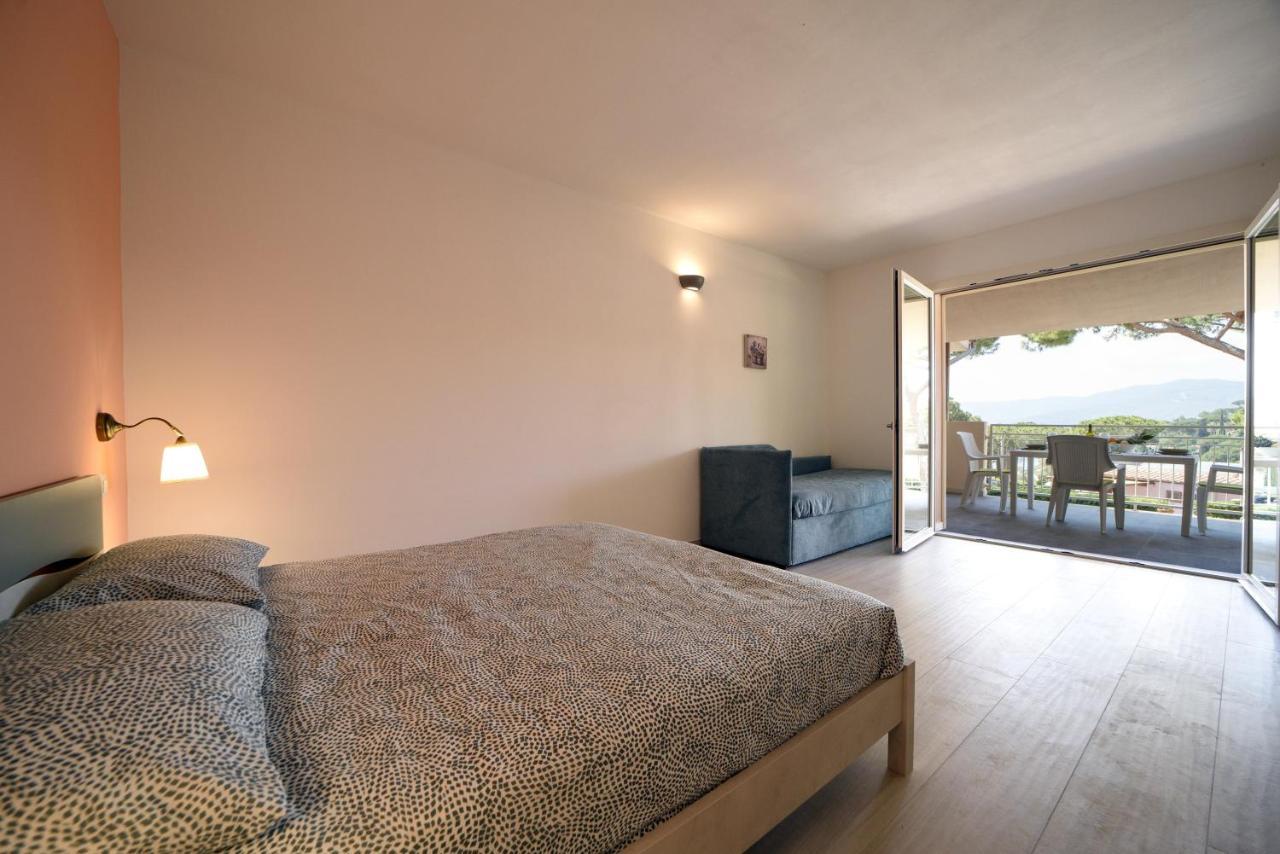 Residence Le Grazie Est Каполивери Экстерьер фото